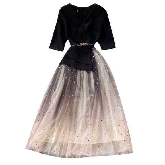 The Mehalia Tulle Star Layered Dress - Picture 3 of 11